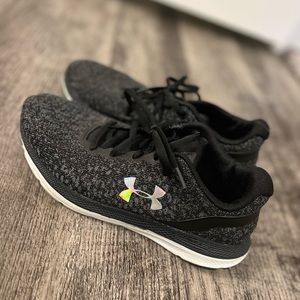 Womens Under Armour Tennis Shoes